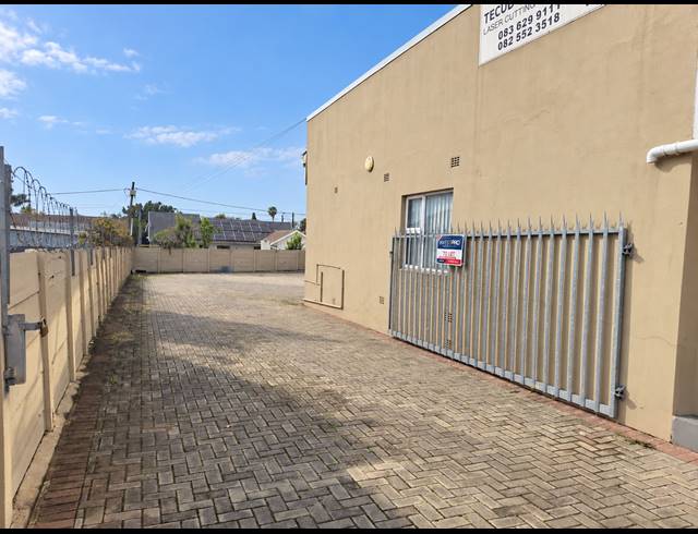 40M² WORKSHOP TO LET IN GONUBIE